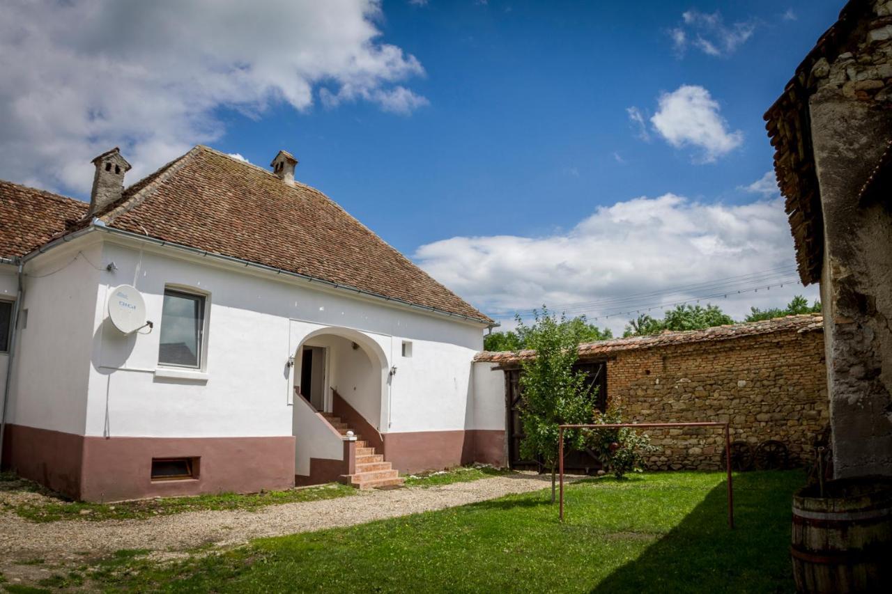 Casa Din Country house *
